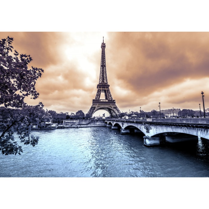 Puzzle  Grafika-F-30923 La Tour Eiffel par Temps de Pluie en Hiver